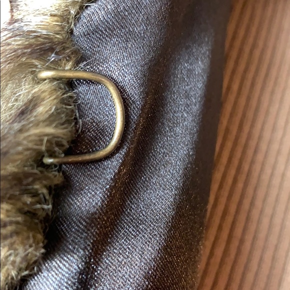 Faux Fur Vest Size Small - Picture 4 of 8